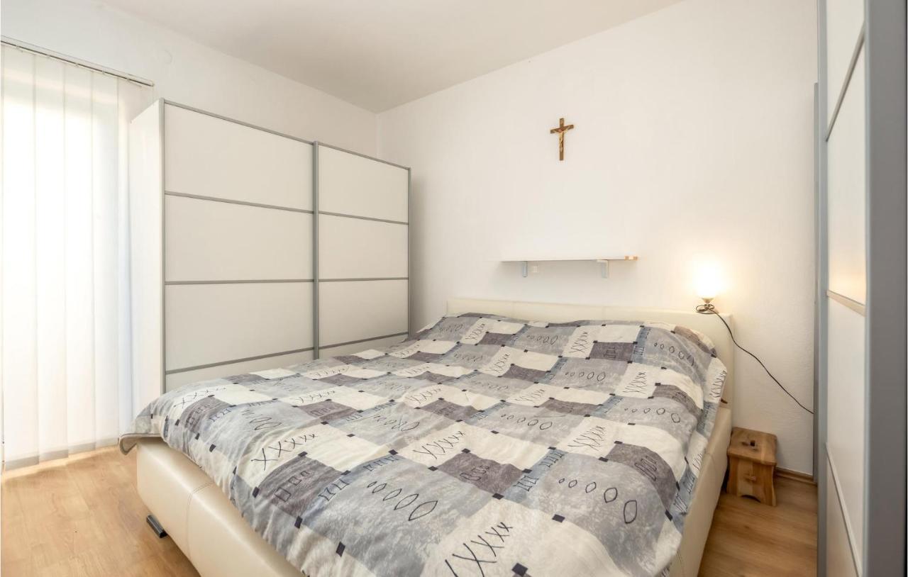 Nice Apartment In Crikvenica With House Sea View Exterior foto