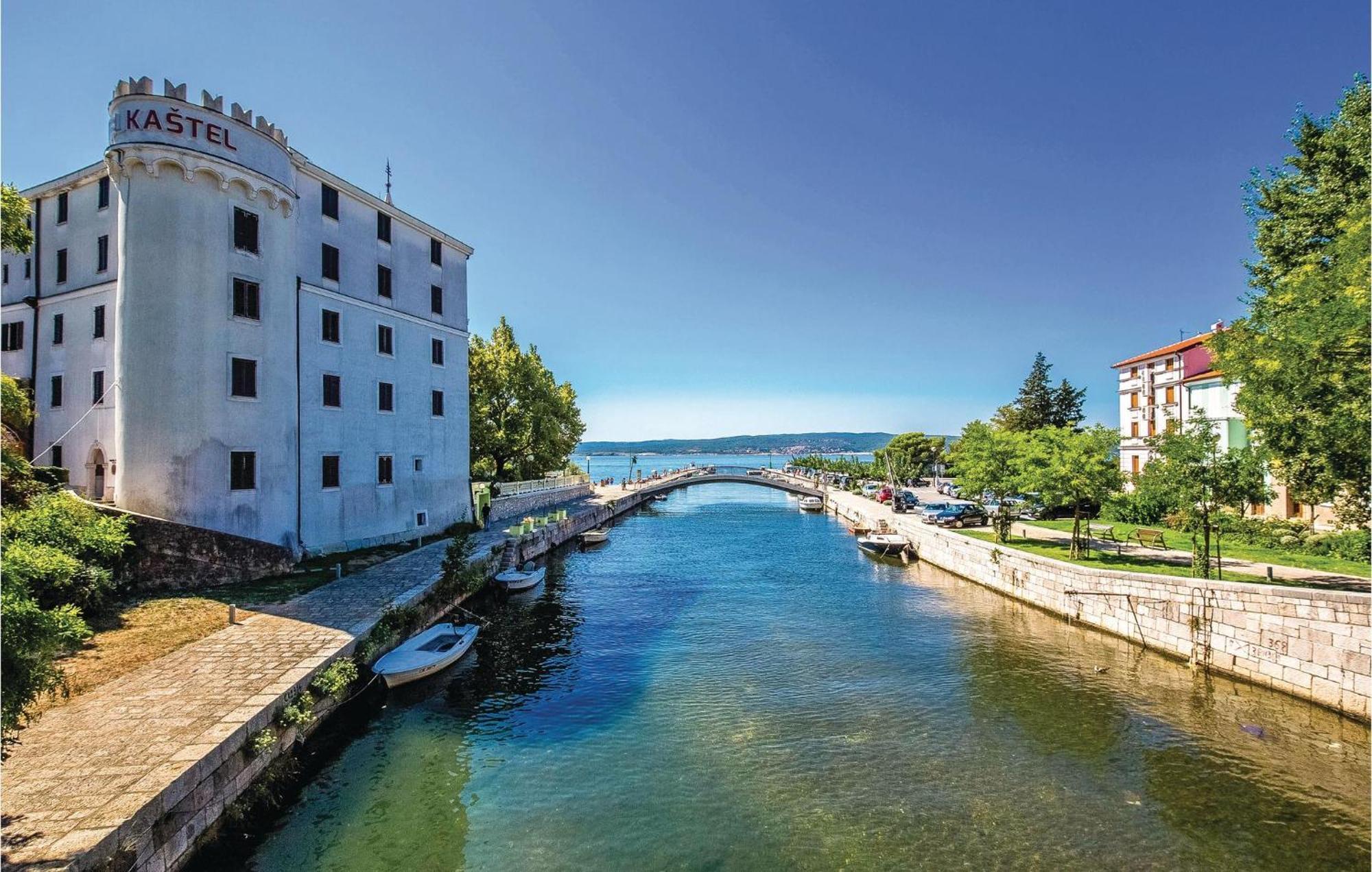 Nice Apartment In Crikvenica With House Sea View Exterior foto