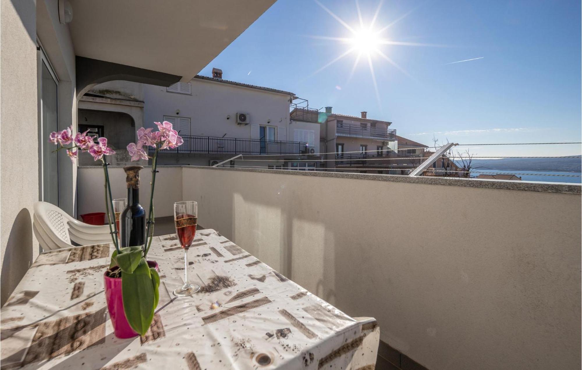 Nice Apartment In Crikvenica With House Sea View Exterior foto